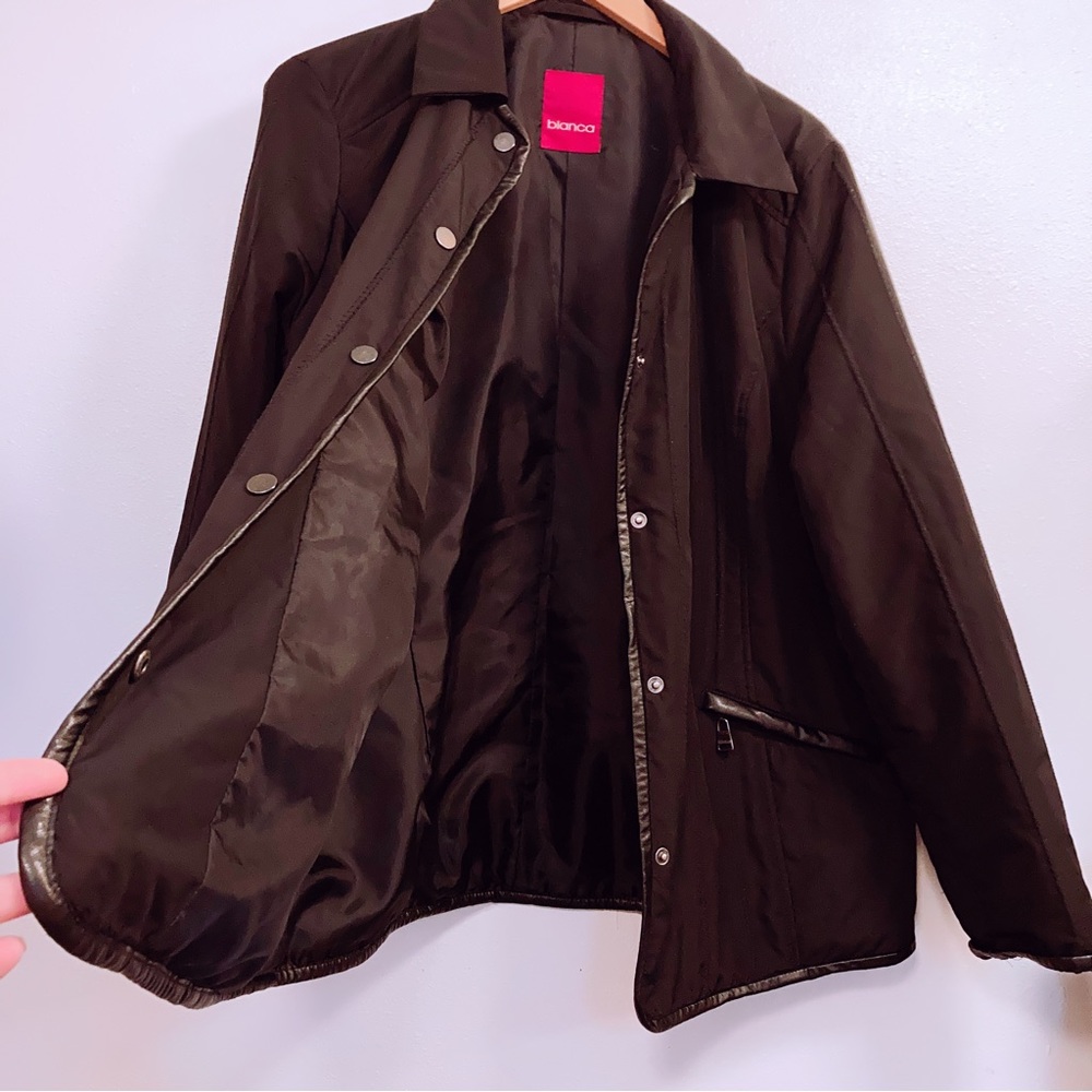 Bianca Snap Button Lightweight Warm Jacket In Bla… - image 4